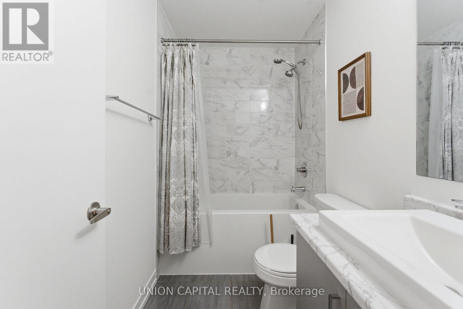 137 Knott End Crescent, Newmarket, Ontario  L3Y 0E3 - Photo 37 - N13000896