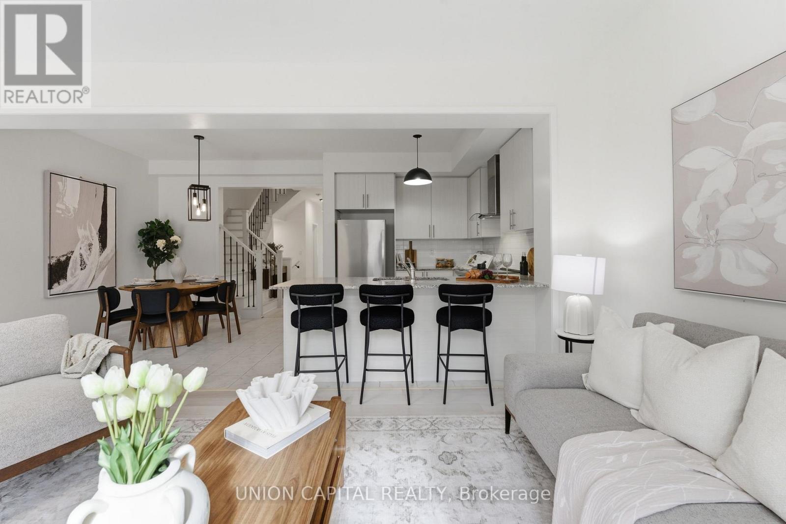 137 Knott End Crescent, Newmarket, Ontario  L3Y 0E3 - Photo 7 - N13000896