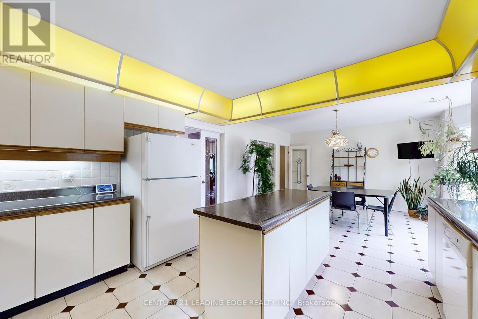 6 Jewetts Court, Markham, Ontario  L3S 2W3 - Photo 14 - N13000912