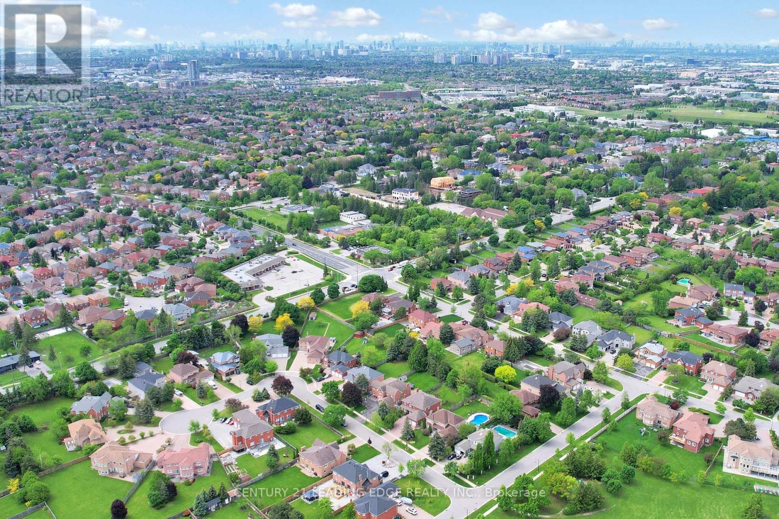 6 Jewetts Court, Markham, Ontario  L3S 2W3 - Photo 5 - N13000912