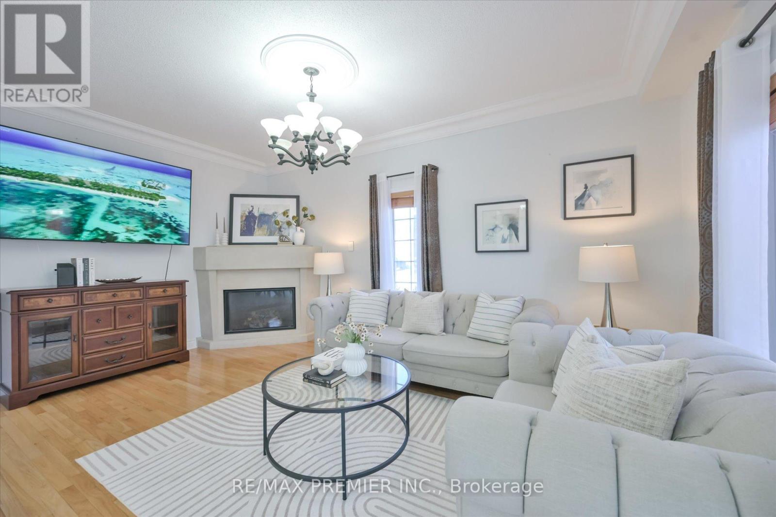 7 Stonemount Crescent, Essa, Ontario  L3W 0C4 - Photo 17 - N13000968