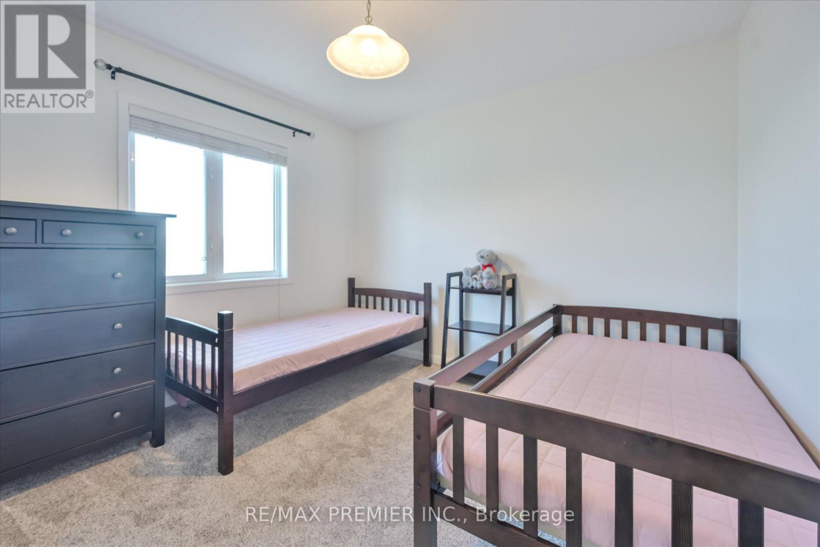 7 Stonemount Crescent, Essa, Ontario  L3W 0C4 - Photo 30 - N13000968