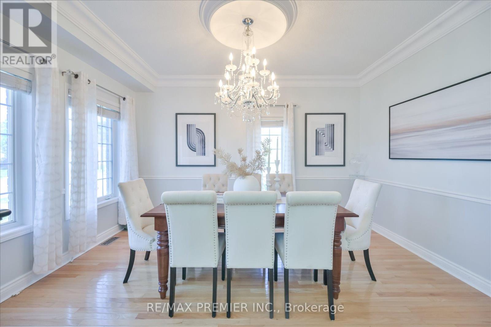 7 Stonemount Crescent, Essa, Ontario  L3W 0C4 - Photo 5 - N13000968