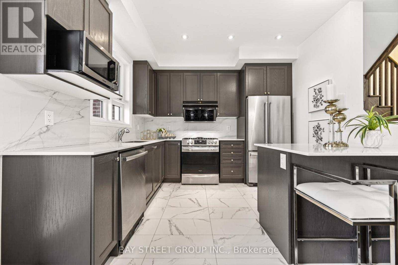 66 Massachusetts Lane, Markham, Ontario  L6E 0V6 - Photo 12 - N13001076