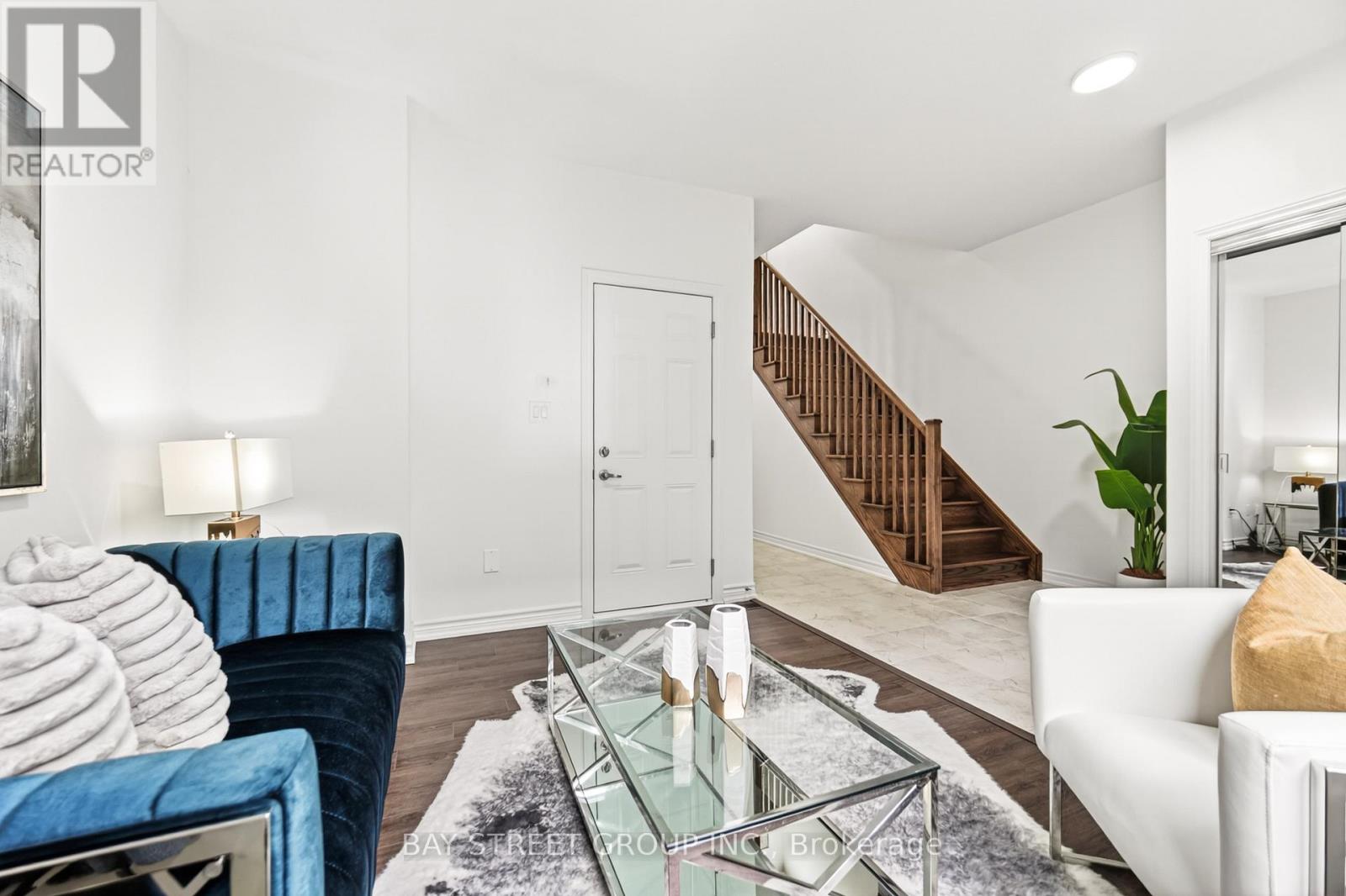 66 Massachusetts Lane, Markham, Ontario  L6E 0V6 - Photo 7 - N13001076