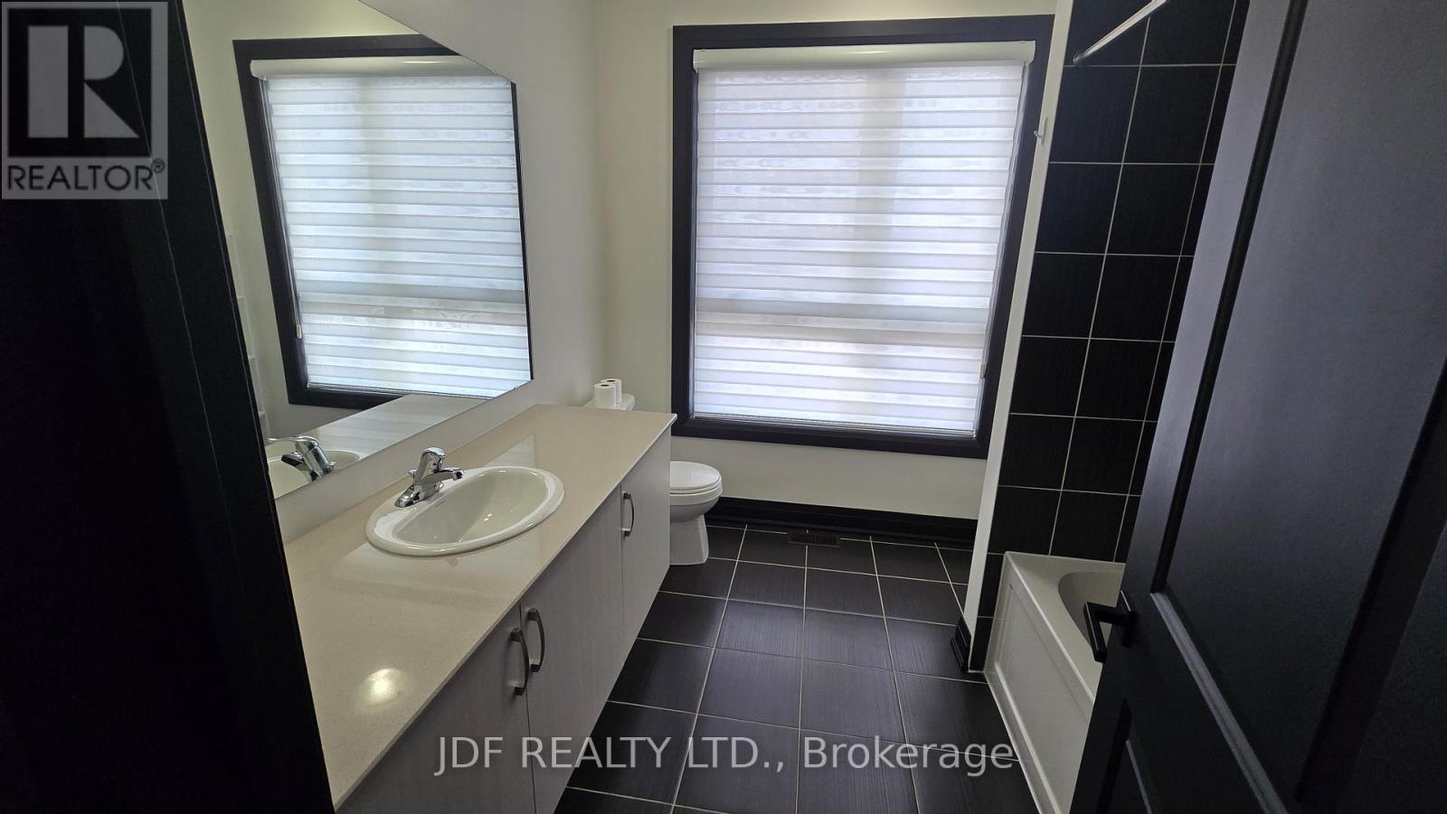 49 Gridiron Gate, Vaughan, Ontario  L4H 4W8 - Photo 17 - N13001094