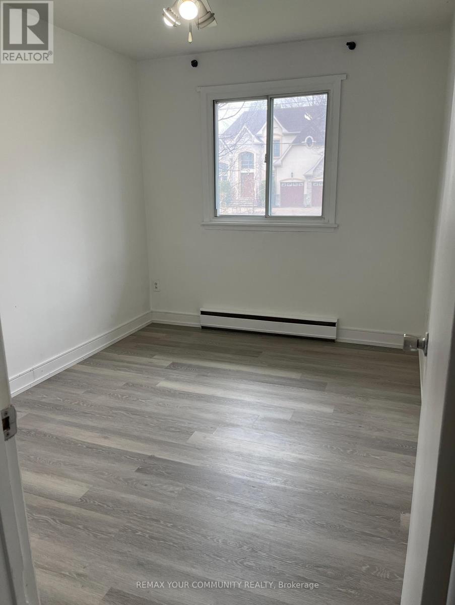 2 - 234 Lennox Avenue, Richmond Hill, Ontario  L4C 2A5 - Photo 4 - N13001172