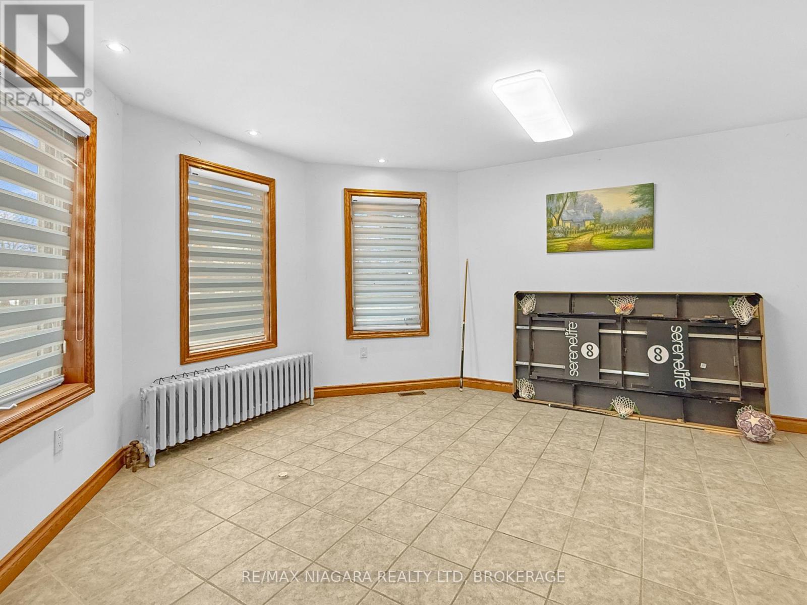 177 Niagara Boulevard, Fort Erie, Ontario  L2A 3G7 - Photo 8 - X12838858