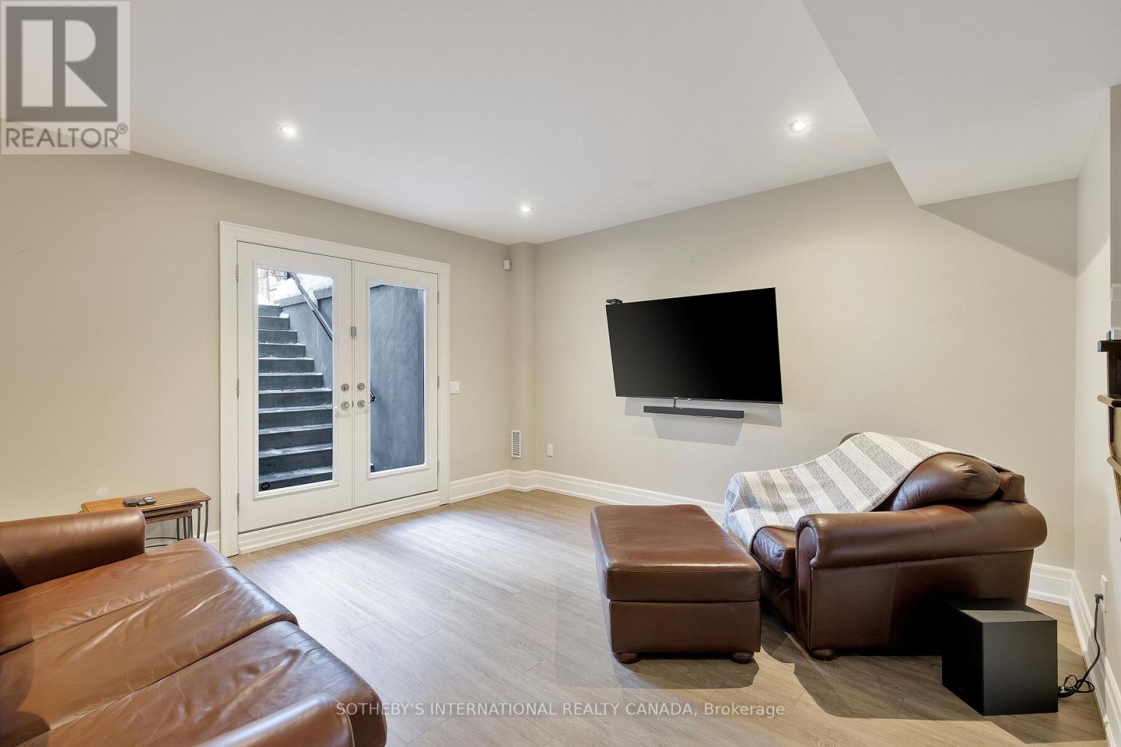 6 Weller Crescent, Vaughan, Ontario L6A 1E4 - Photo 41 - N12872160