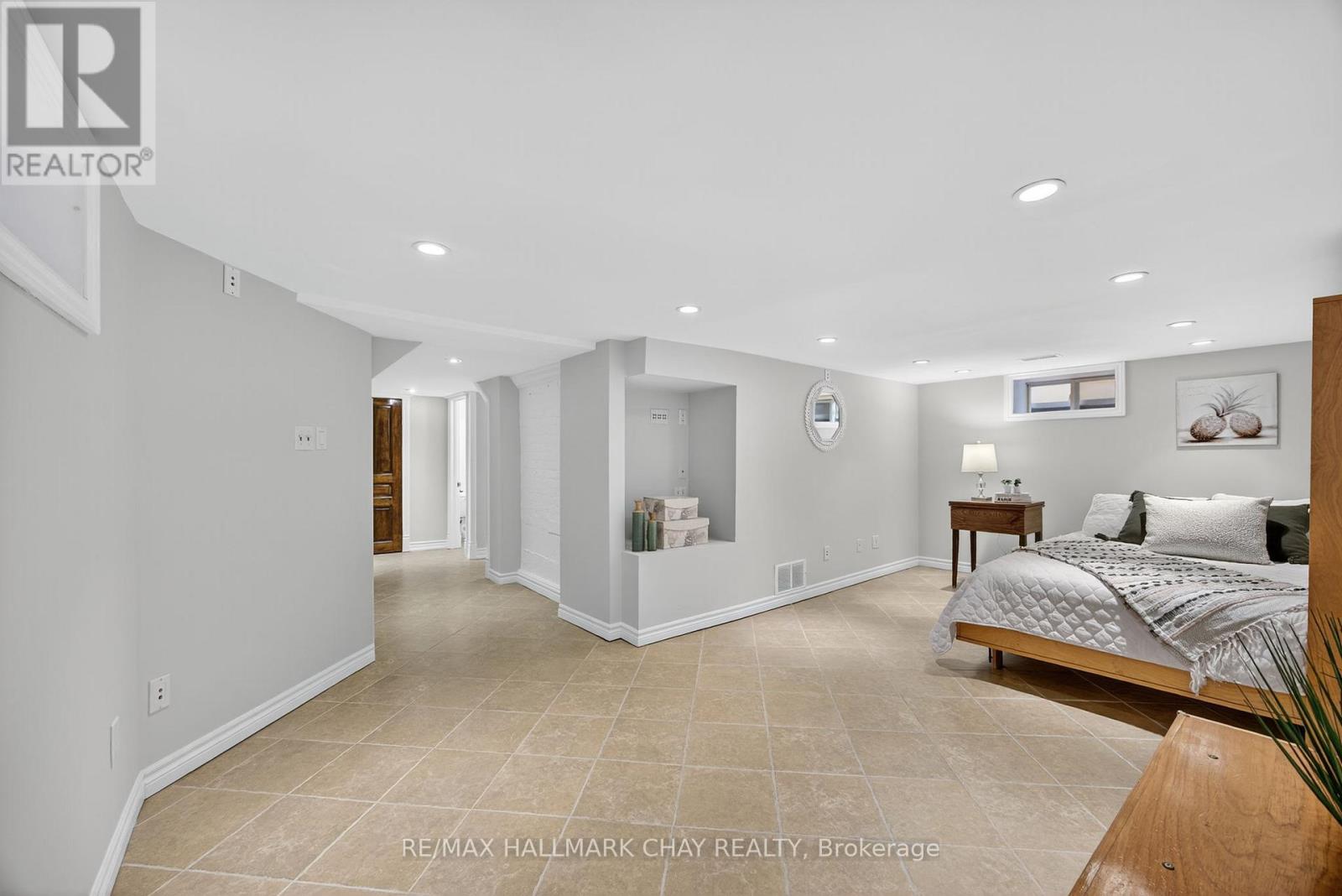 53 Eccles Street N, Barrie (Queen's Park), Ontario  L4N 1Y3 - Photo 32 - S13000994