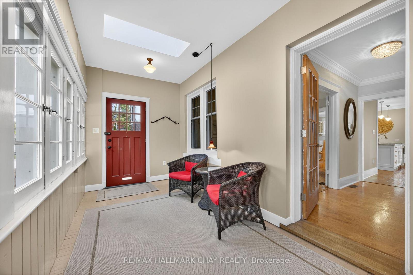 53 Eccles Street N, Barrie (Queen's Park), Ontario  L4N 1Y3 - Photo 6 - S13000994