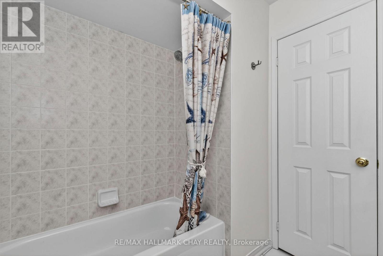 4 Bay Court, Wasaga Beach, Ontario  L9Z 1P7 - Photo 17 - S13001016