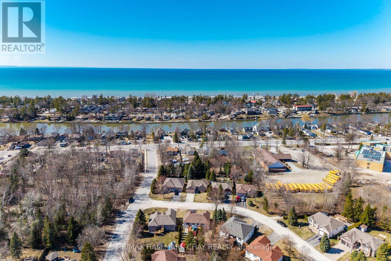 4 Bay Court, Wasaga Beach, Ontario  L9Z 1P7 - Photo 45 - S13001016