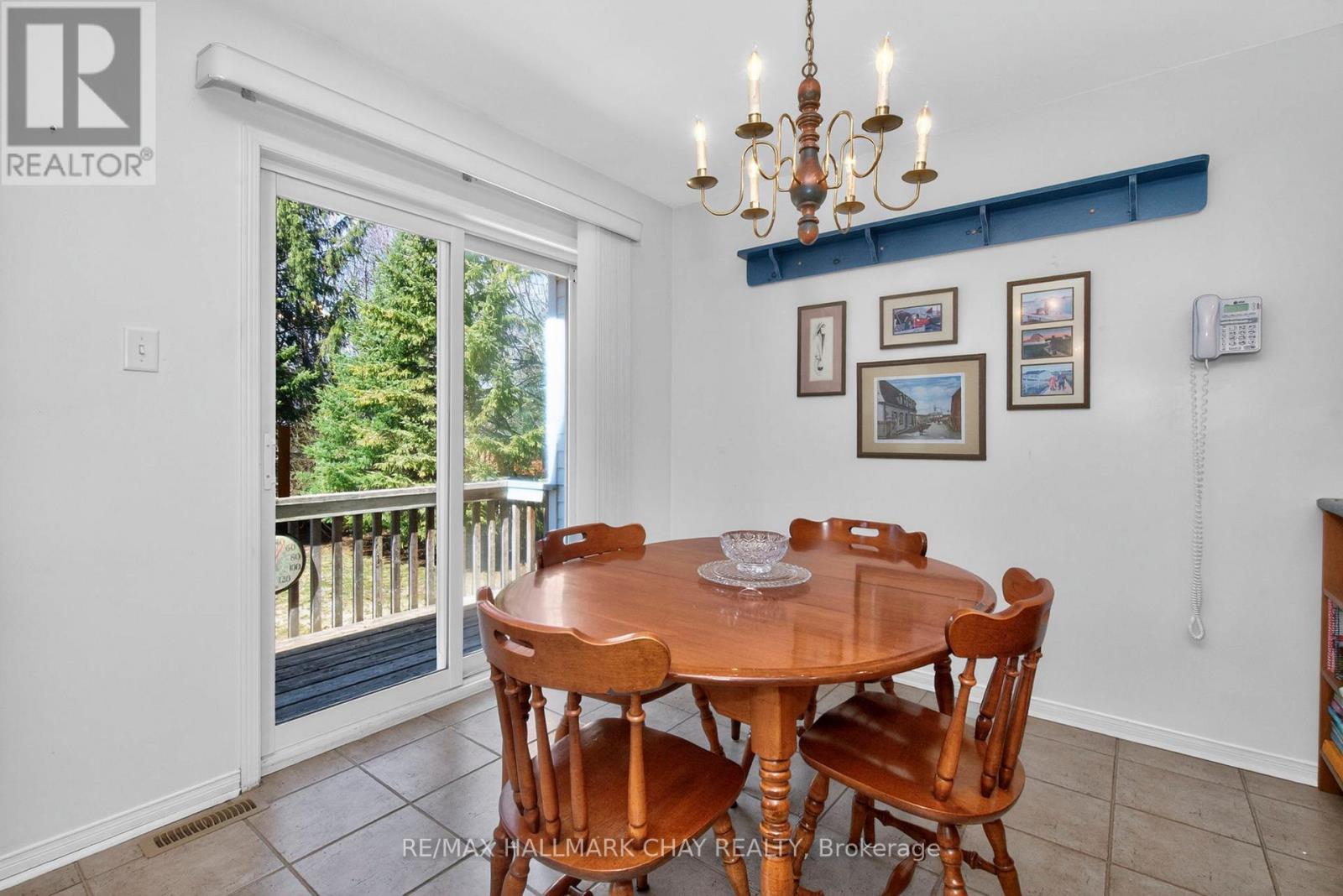 4 Bay Court, Wasaga Beach, Ontario  L9Z 1P7 - Photo 7 - S13001016