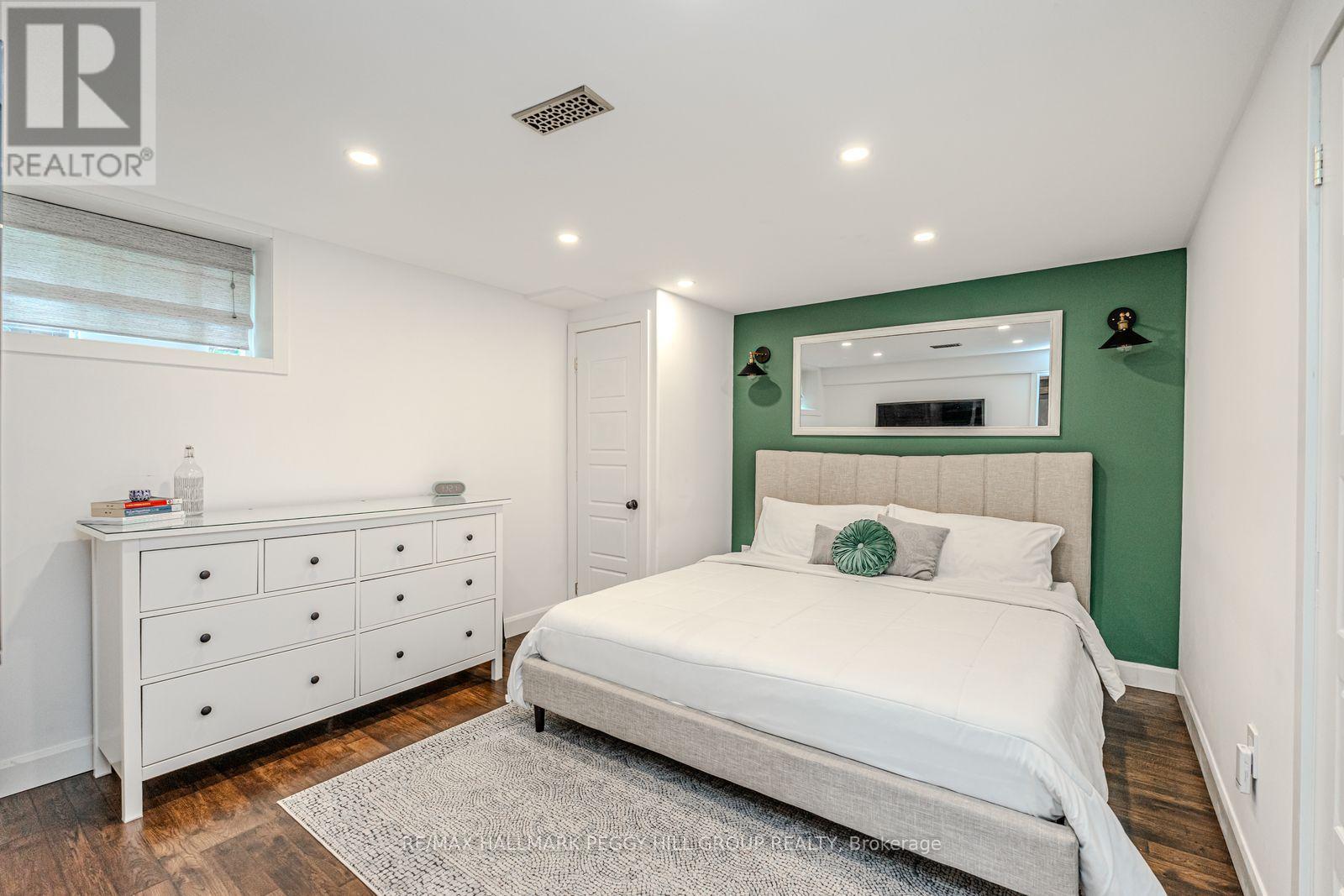 102 Highland Drive, Oro-Medonte (Horseshoe Valley), Ontario  L0L 2L0 - Photo 18 - S13001022