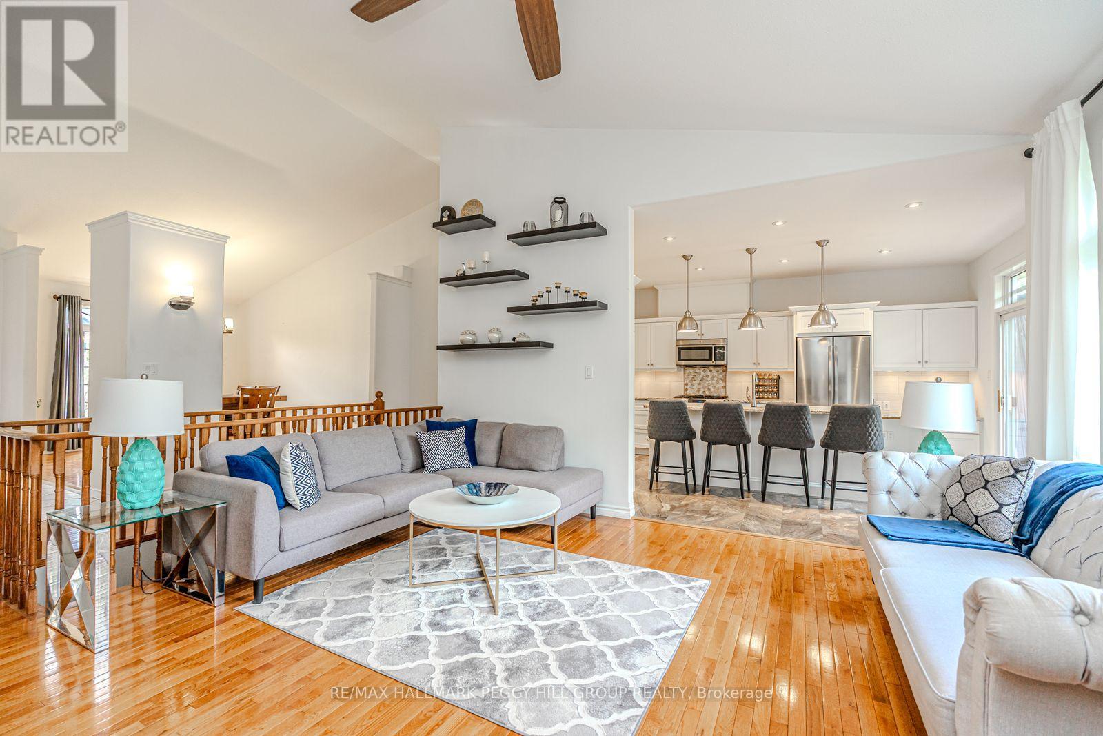 102 Highland Drive, Oro-Medonte (Horseshoe Valley), Ontario  L0L 2L0 - Photo 2 - S13001022