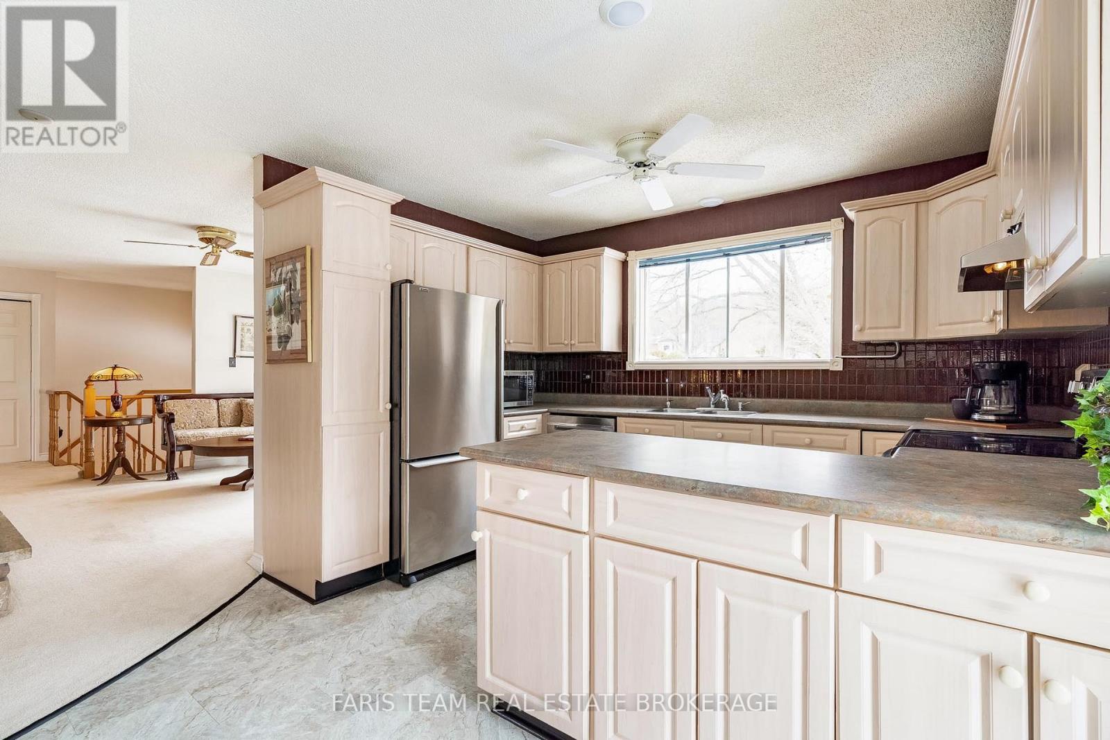 21 Pooles Road, Springwater, Ontario  L9X 0P5 - Photo 7 - S13001168