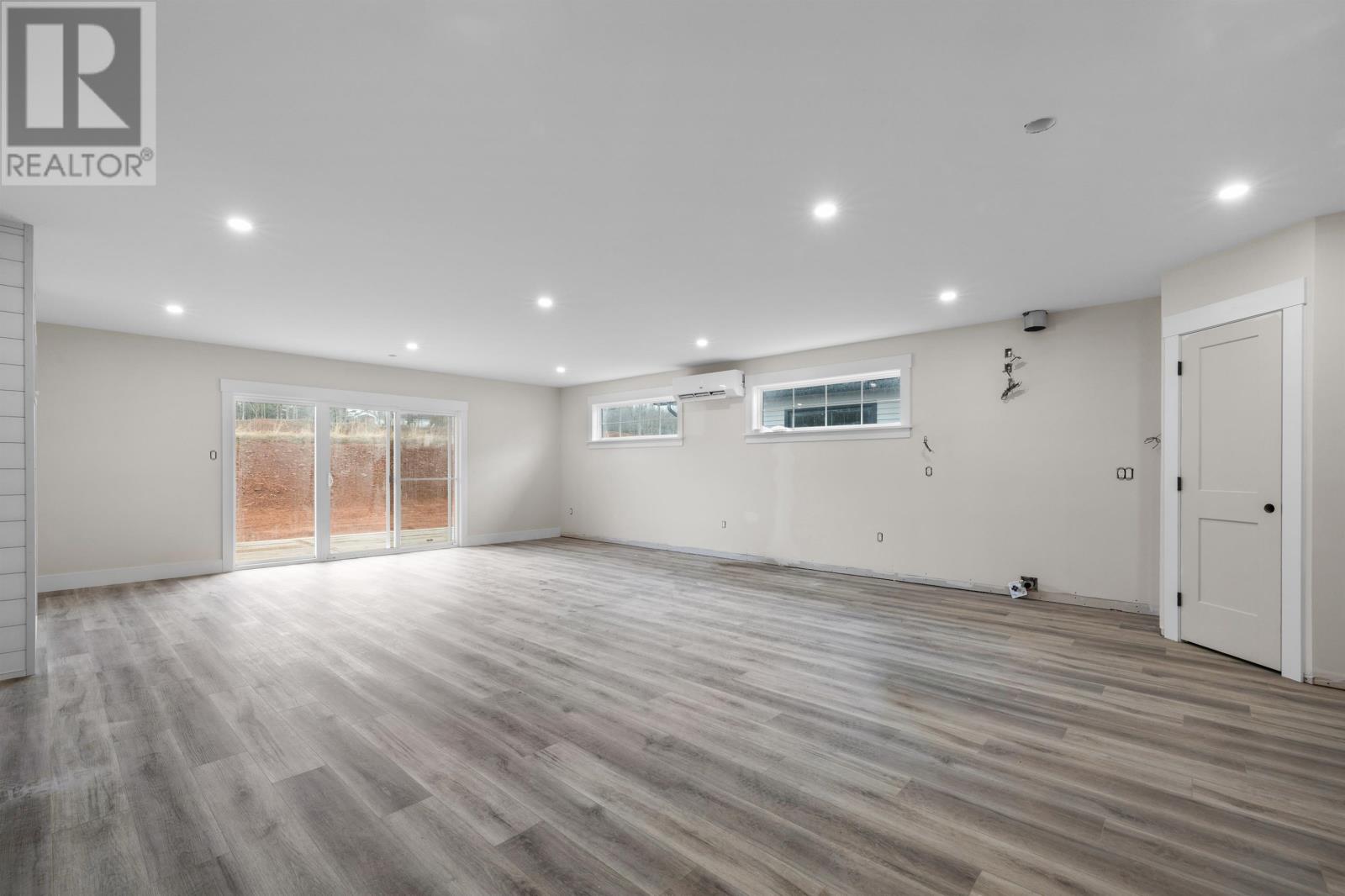 67 Alice Avenue, Charlottetown, Prince Edward Island  C1C 0V4 - Photo 2 - 202607455