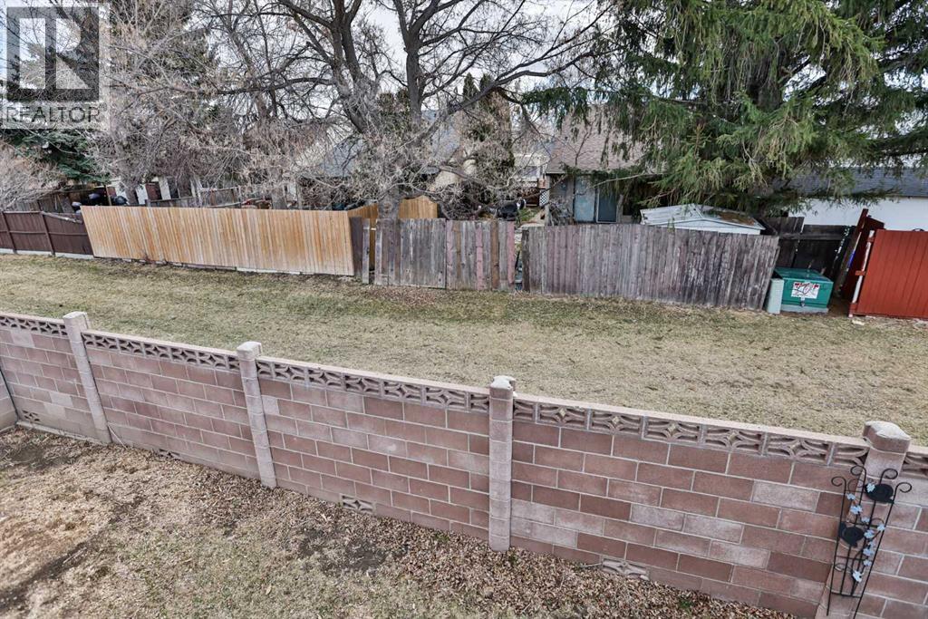 38 St James Crescent N, Lethbridge, Alberta  T1H 6M5 - Photo 29 - A2301644