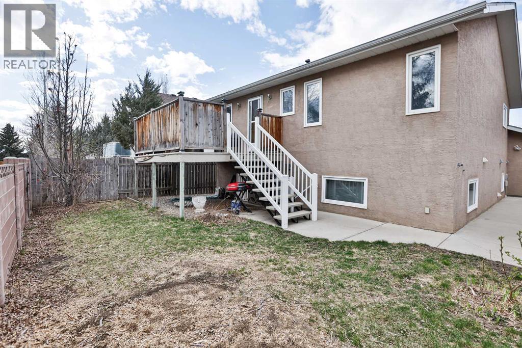 38 St James Crescent N, Lethbridge, Alberta  T1H 6M5 - Photo 25 - A2301644