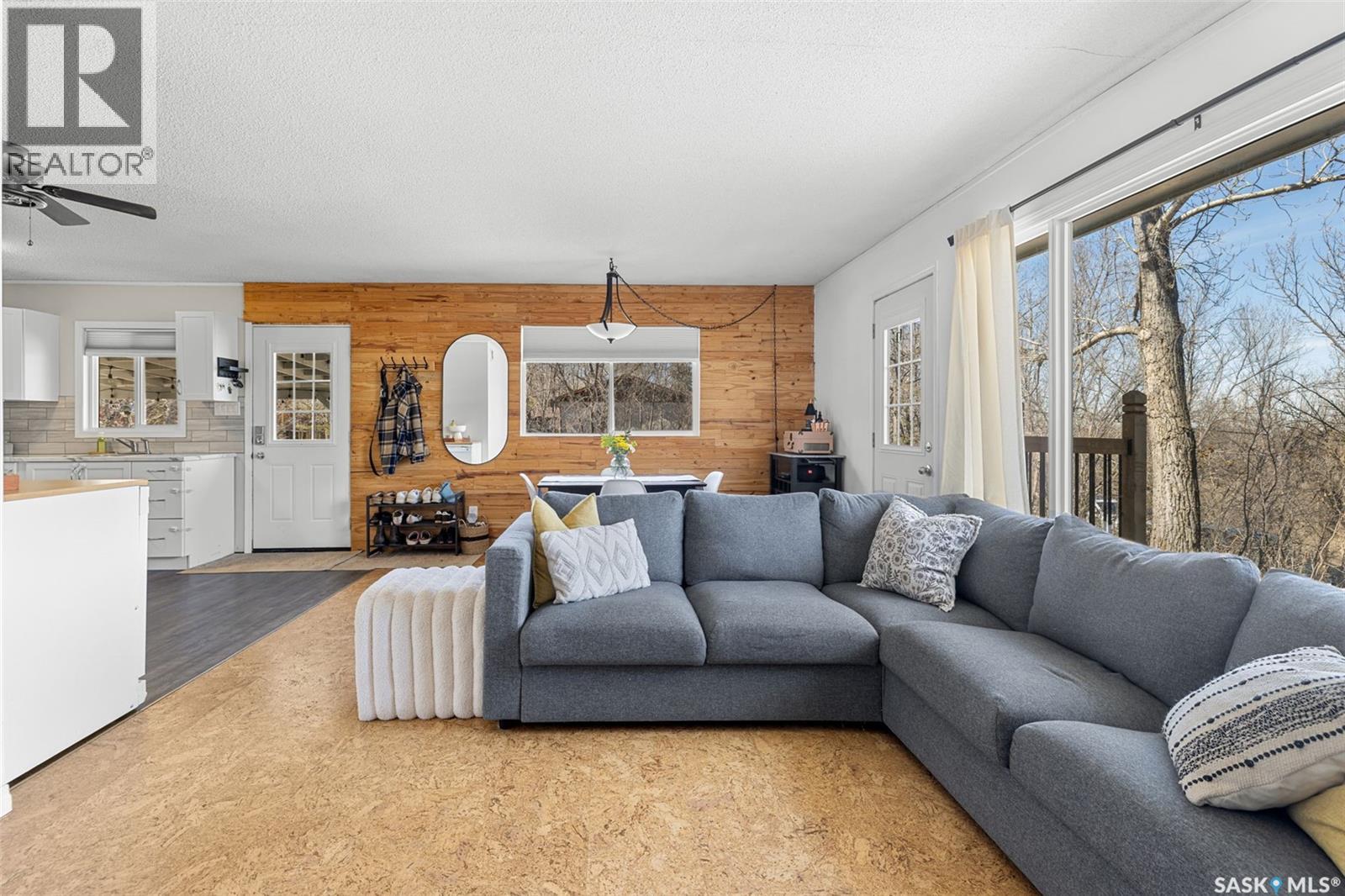 1177 Grand Avenue, Buena Vista, Saskatchewan  S2V 1A4 - Photo 7 - SK032862