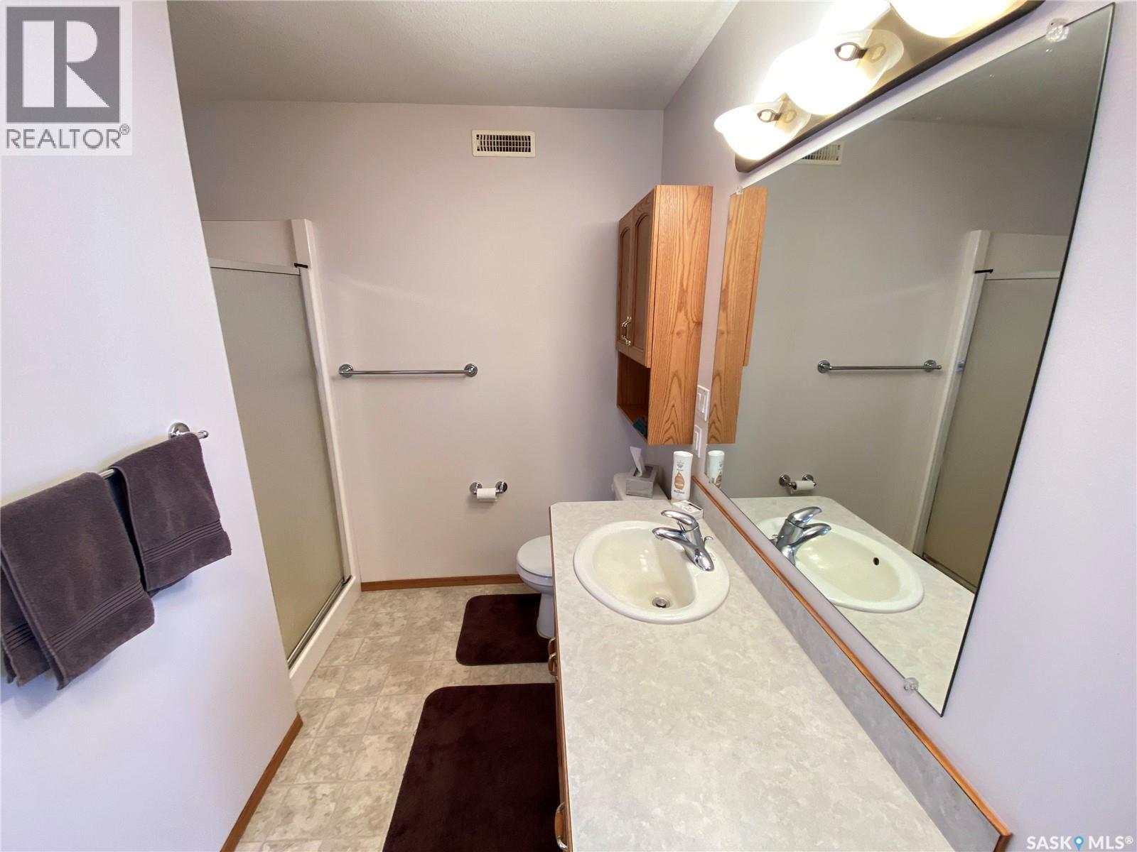 31 Rae Avenue, Yorkton, Saskatchewan  S3N 3G3 - Photo 12 - SK032681