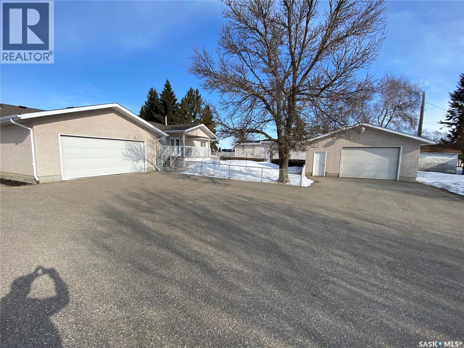 31 Rae Avenue, Yorkton, Saskatchewan  S3N 3G3 - Photo 3 - SK032681