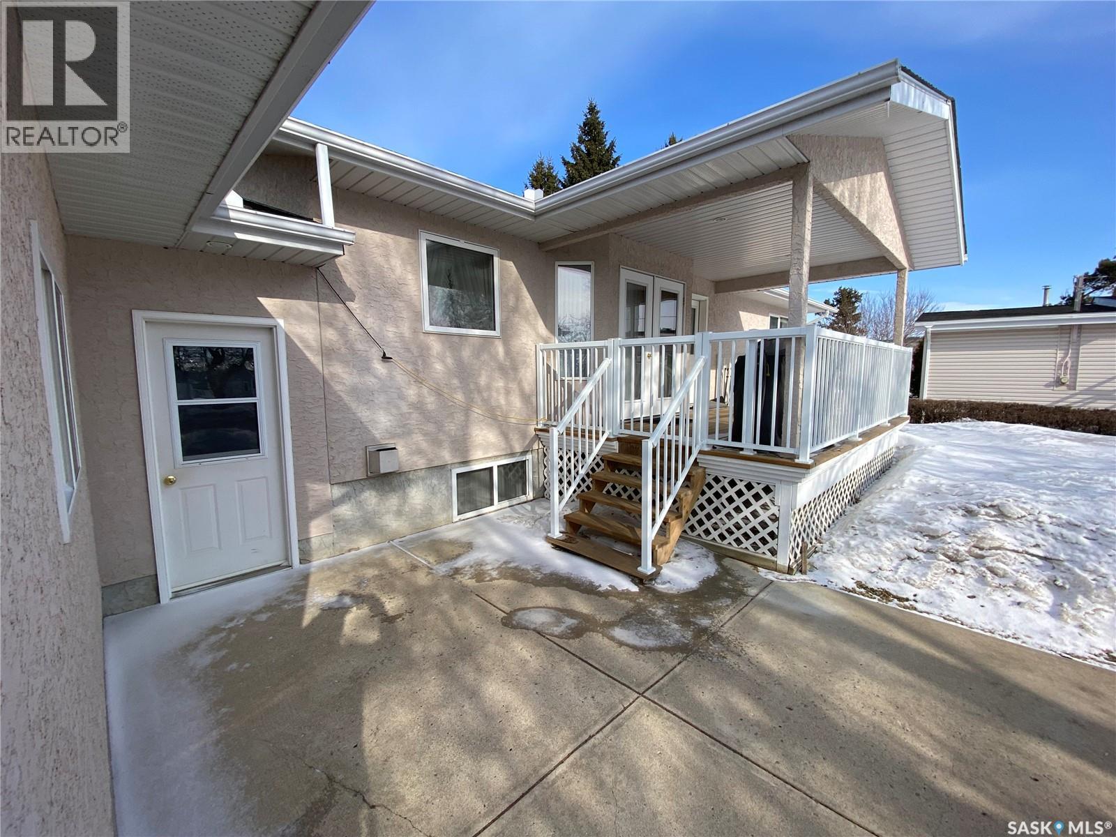 31 Rae Avenue, Yorkton, Saskatchewan  S3N 3G3 - Photo 4 - SK032681