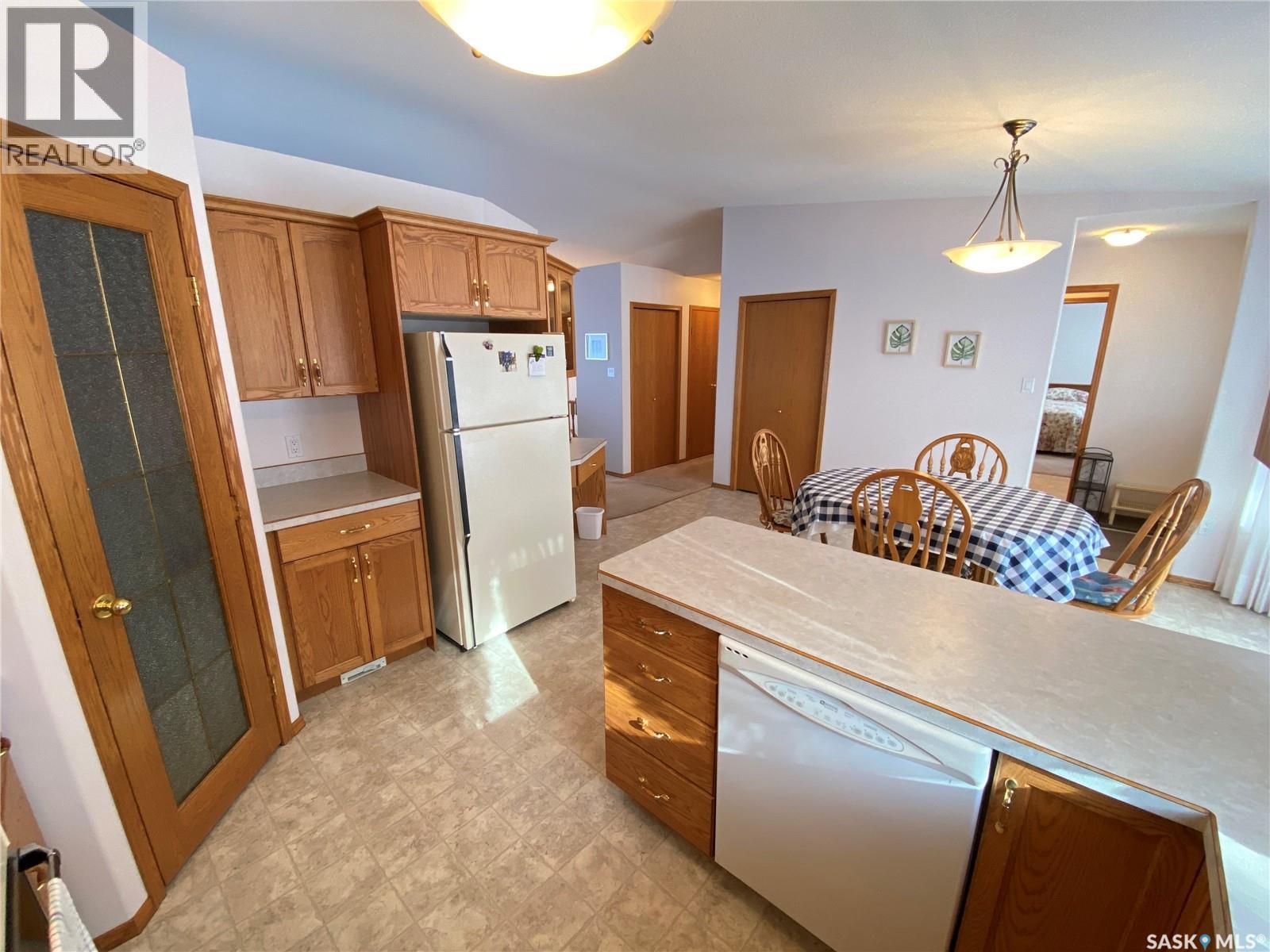 31 Rae Avenue, Yorkton, Saskatchewan  S3N 3G3 - Photo 8 - SK032681