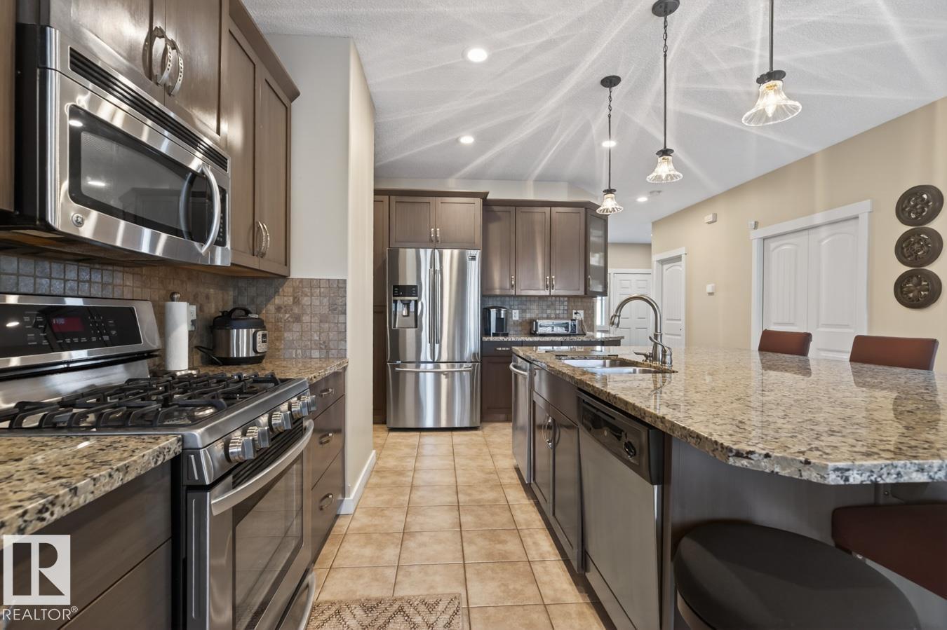 2031 Christopher Cl, Sherwood Park, Alberta  T8H 0L7 - Photo 8 - E4482319