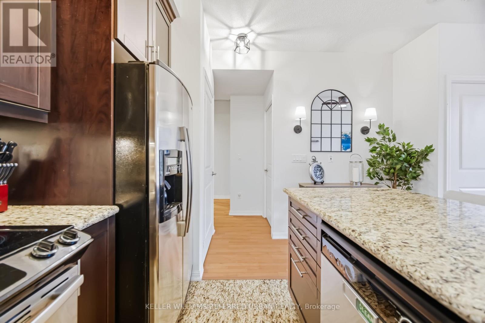 522 - 628 Fleet Street, Toronto, Ontario  M5V 1A8 - Photo 3 - C12915338