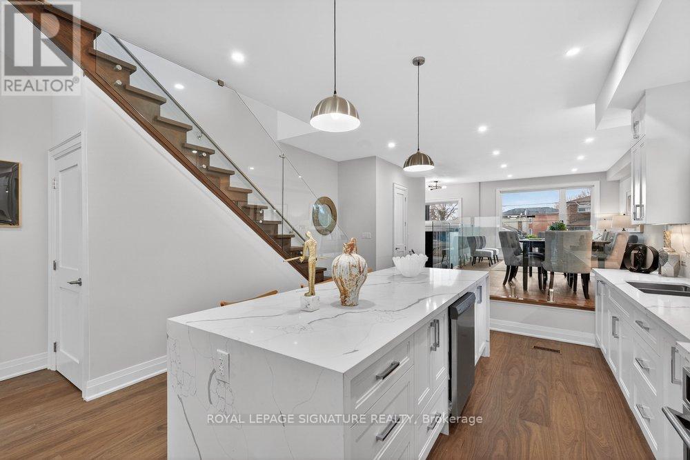 29 Butterworth Avenue, Toronto, Ontario  M1L 1H2 - Photo 13 - E12966732