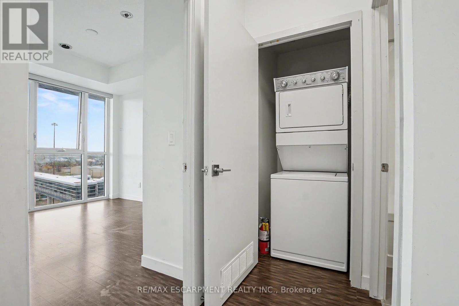 703 - 2081 Fairview Street, Burlington, Ontario  L7R 0E4 - Photo 14 - W12997252