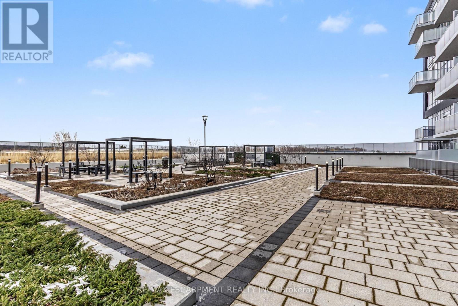 703 - 2081 Fairview Street, Burlington, Ontario  L7R 0E4 - Photo 31 - W12997252