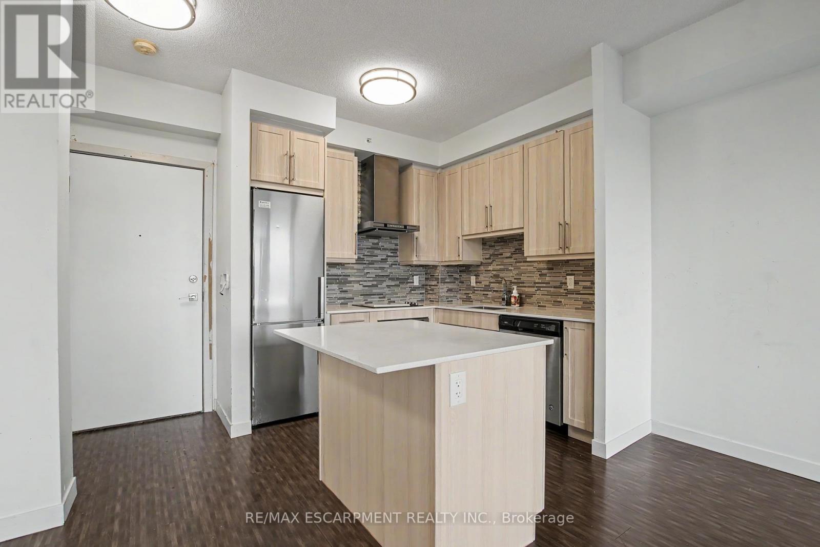 703 - 2081 Fairview Street, Burlington, Ontario  L7R 0E4 - Photo 7 - W12997252