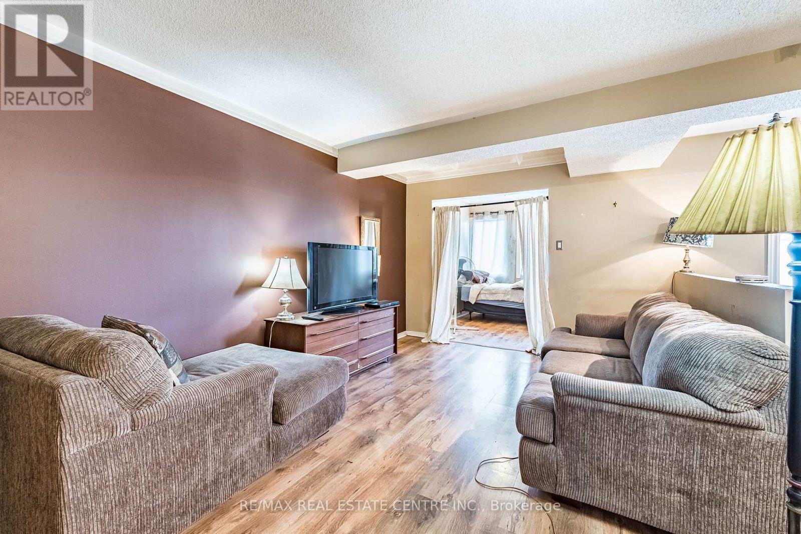 25a Wylie Circle, Halton Hills, Ontario  L7G 5M1 - Photo 5 - W13000892