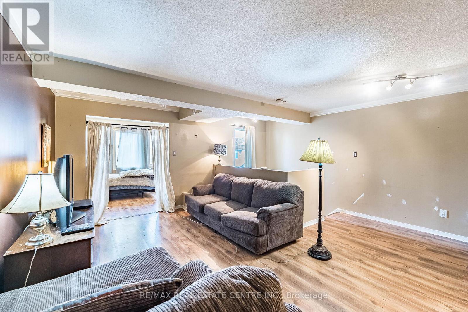 25a Wylie Circle, Halton Hills, Ontario  L7G 5M1 - Photo 6 - W13000892