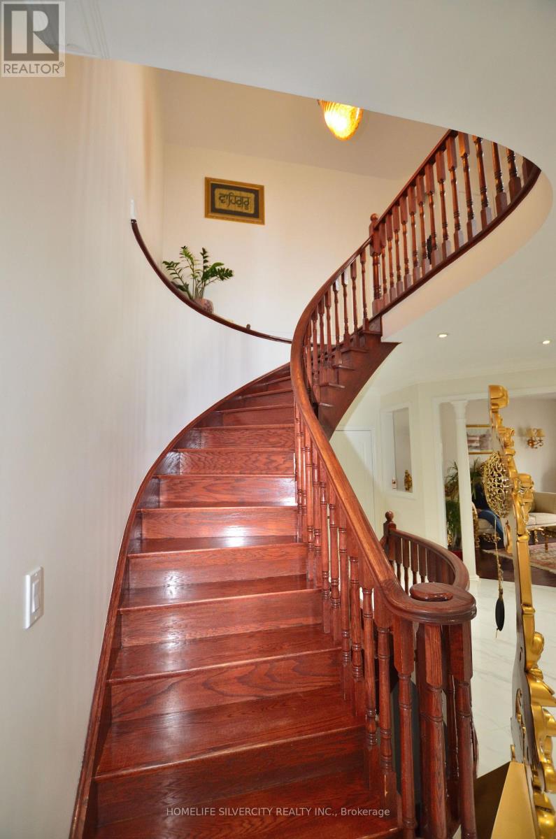 2576 North Ridge Trail, Oakville, Ontario  L6H 7L5 - Photo 25 - W13000914