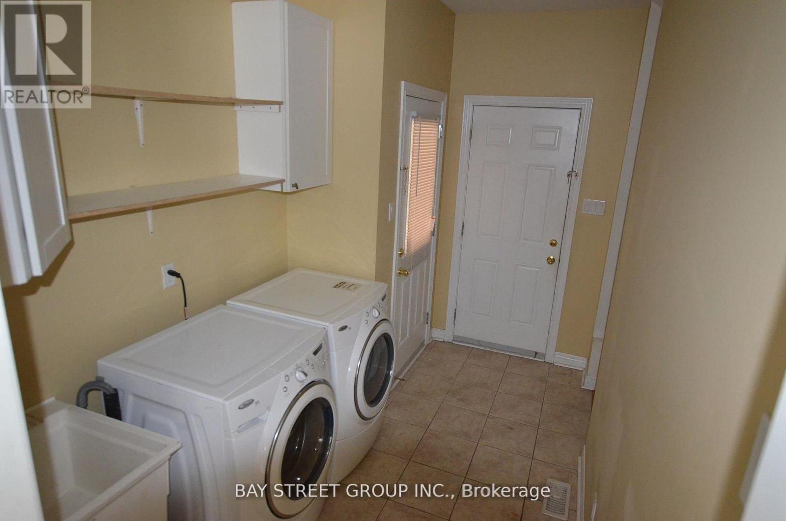 6 Everingham Circle, Brampton, Ontario  L6R 0R6 - Photo 22 - W13000932