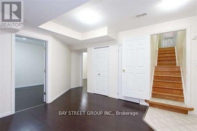 6 Everingham Circle, Brampton, Ontario  L6R 0R6 - Photo 23 - W13000932