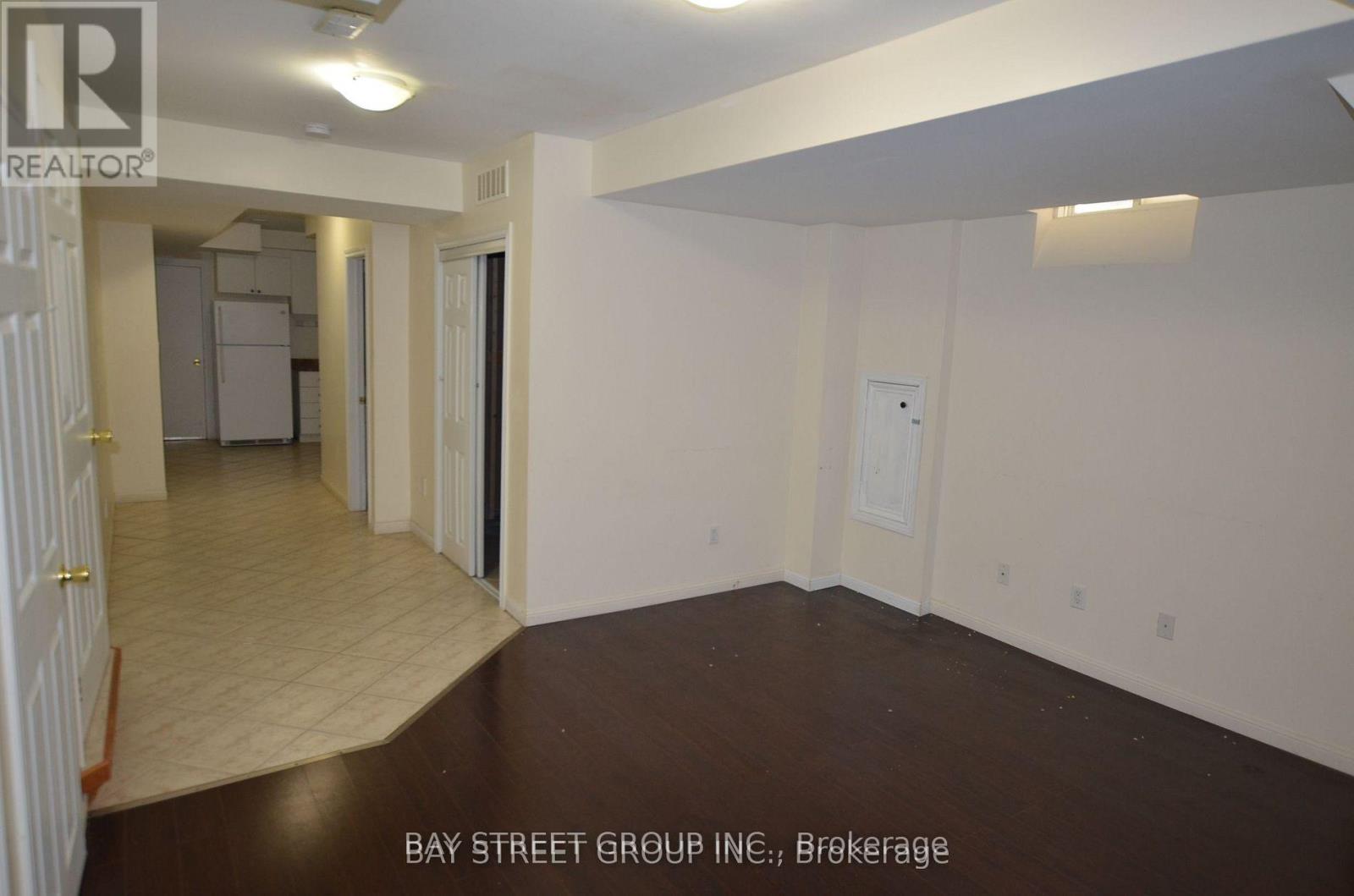 6 Everingham Circle, Brampton, Ontario  L6R 0R6 - Photo 25 - W13000932