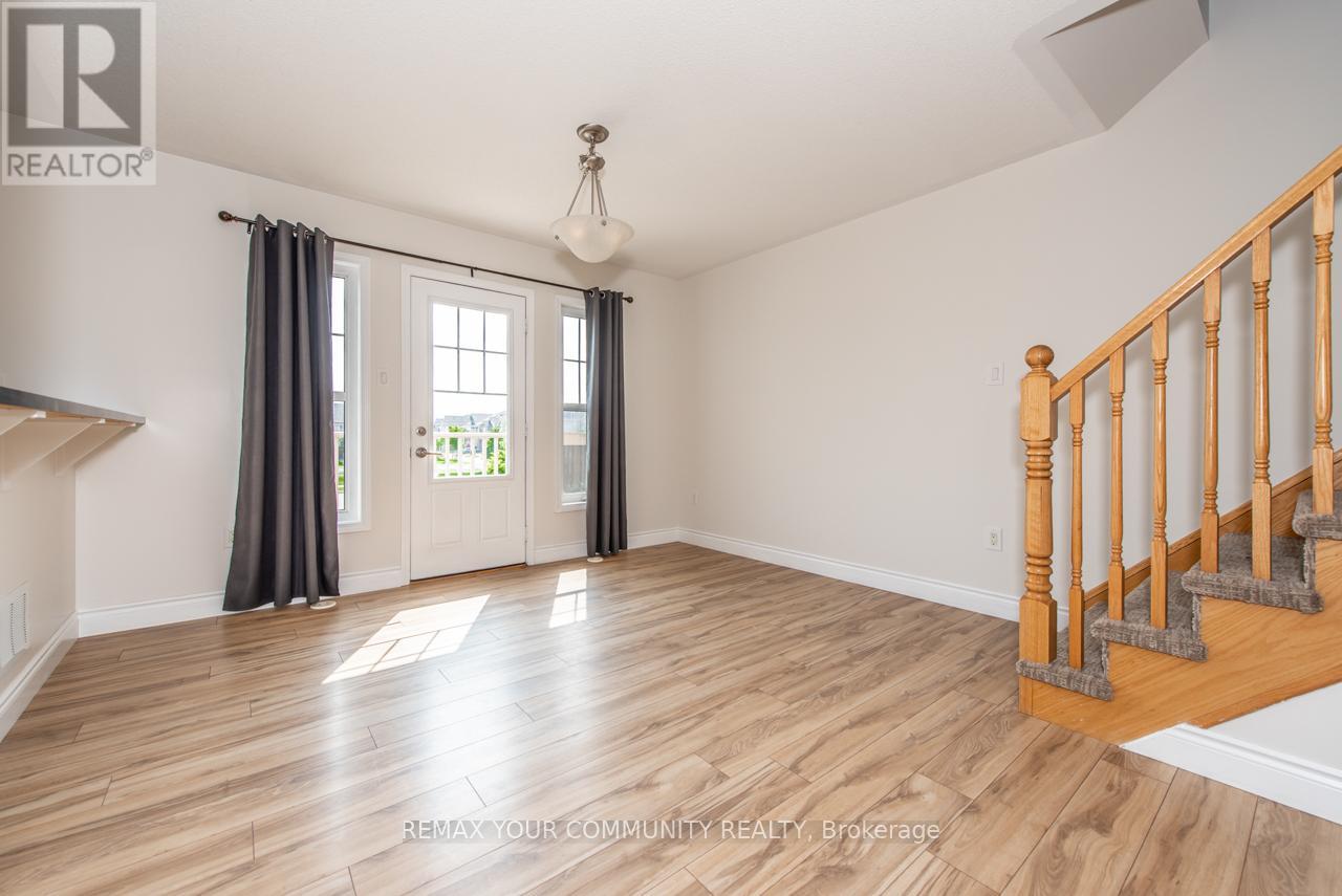 920 Brassard Circle, Milton, Ontario  L9T 8E3 - Photo 8 - W13000948