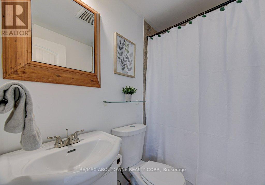 85 Huntingwood Crescent, Brampton, Ontario  L6S 1S5 - Photo 12 - W13000970