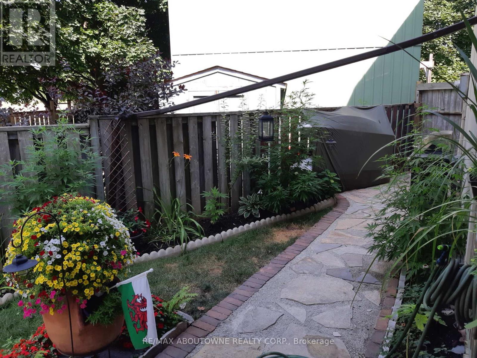 85 Huntingwood Crescent, Brampton, Ontario  L6S 1S5 - Photo 18 - W13000970