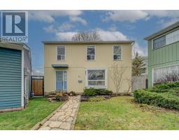 85 HUNTINGWOOD CRESCENT, Brampton, Ontario