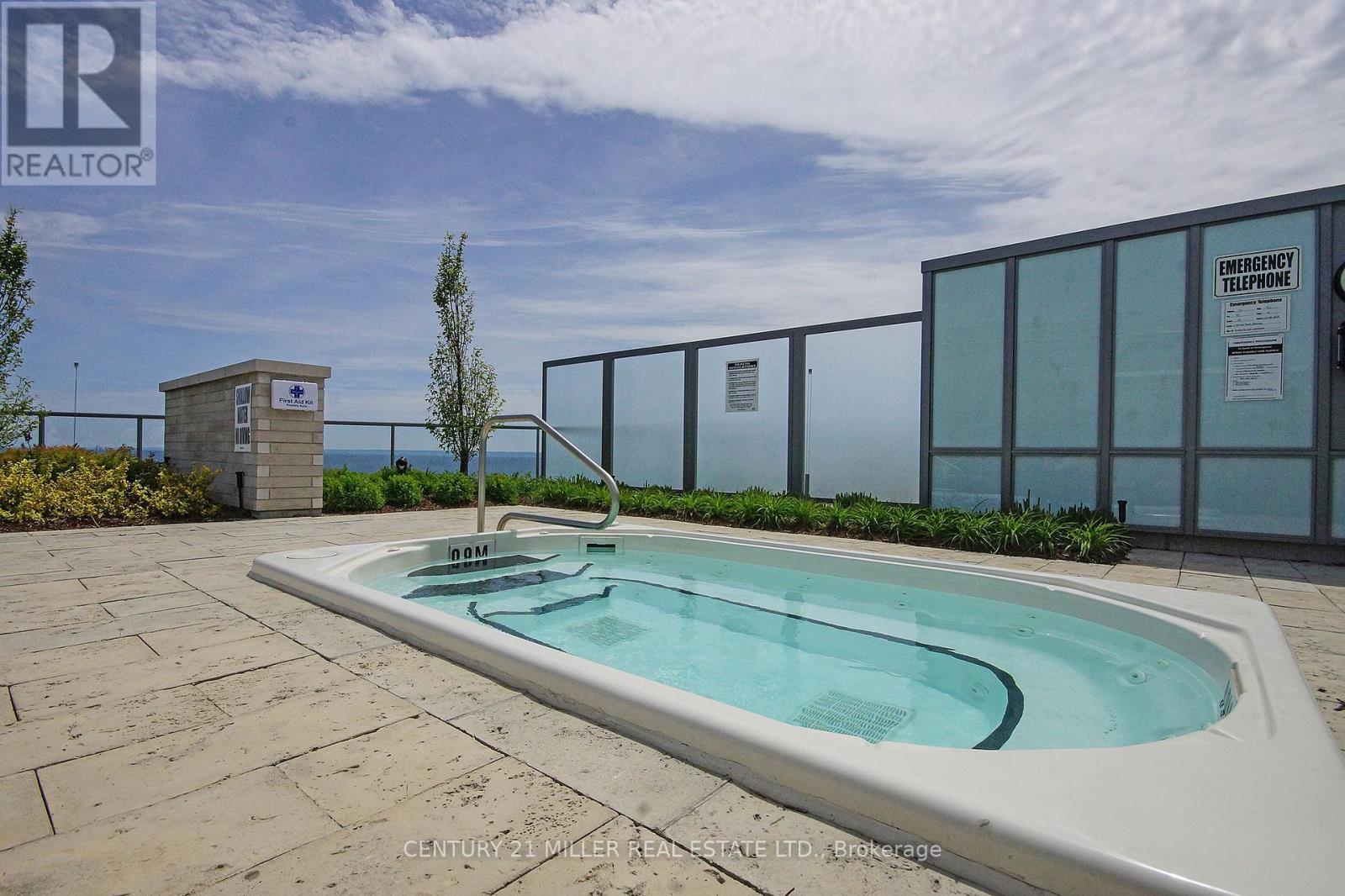 702 - 11 Bronte Road, Oakville, Ontario  L6L 0E1 - Photo 25 - W13000988