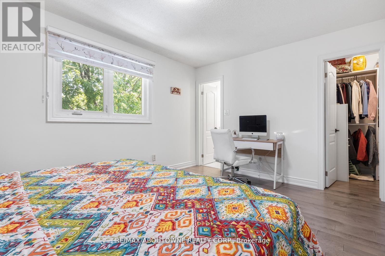 1118 Avondale Drive, Oakville, Ontario  L6H 5L4 - Photo 20 - W13000998