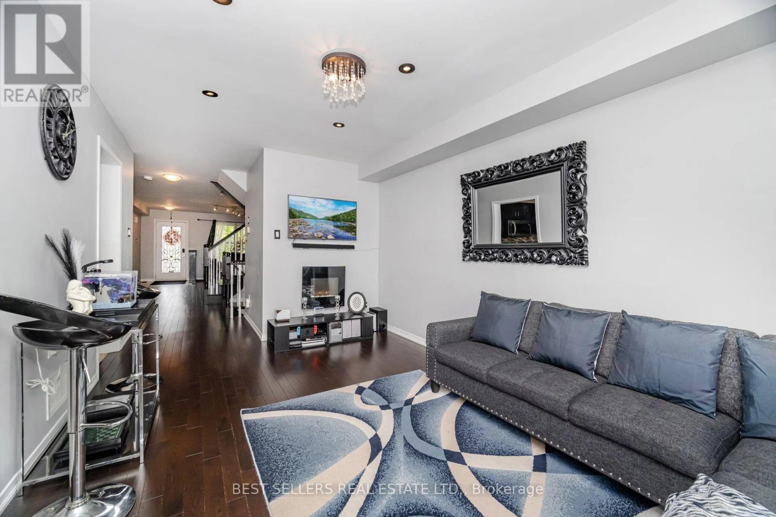 416 Duncan Lane, Milton, Ontario  L9T 0V3 - Photo 9 - W13001032