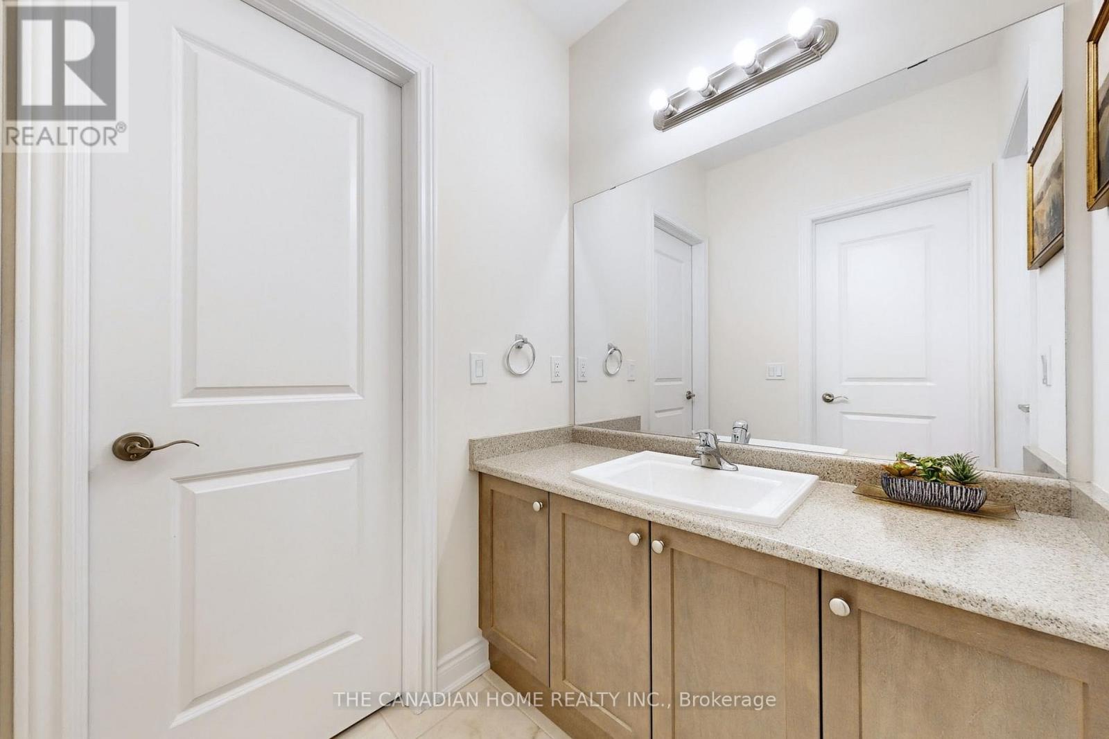 3406 Post Road W, Oakville, Ontario  L6H 0Z2 - Photo 41 - W13001040