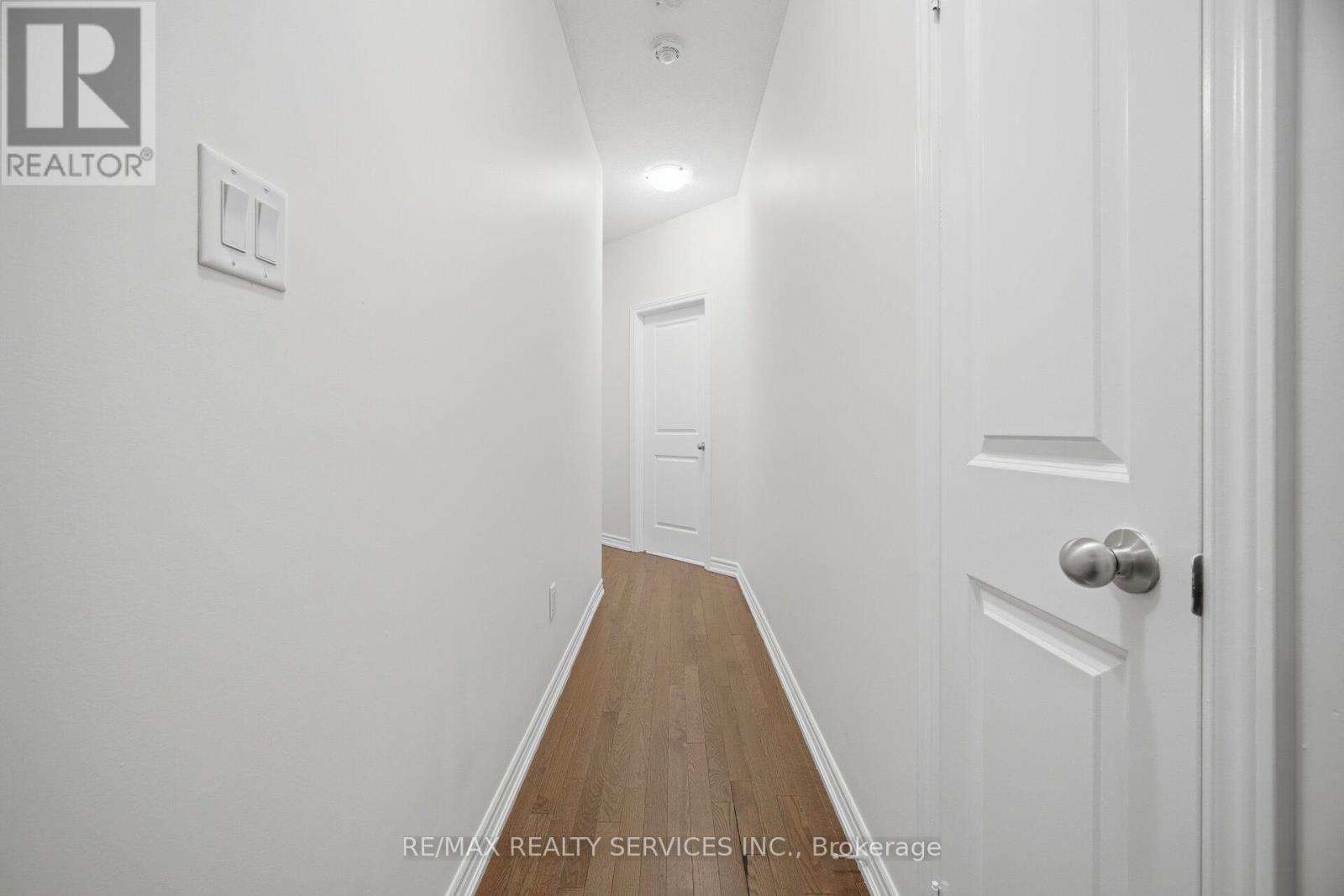 68 Donald Ficht Crescent, Brampton, Ontario  L7A 5H7 - Photo 35 - W13001072